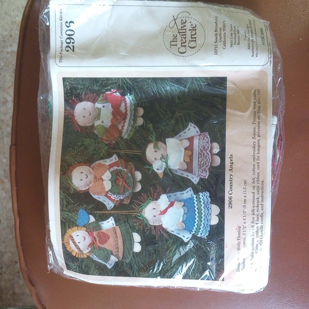 NEW The Creative Circle "Country Angels" Ornament Embroidery Kit # 2906.